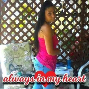 Meet your Posher, Crystal